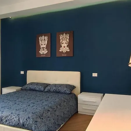 Il Terrazzo Apartment *